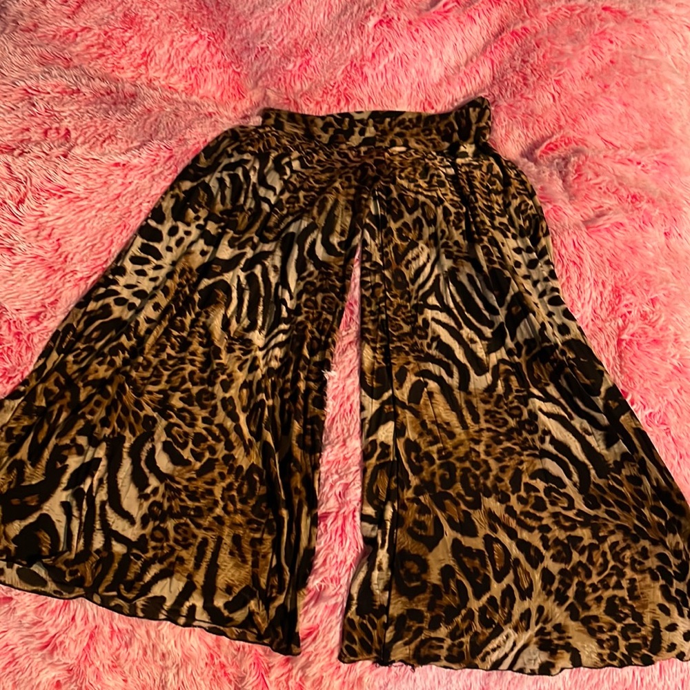 Leopard print wide leg pant
